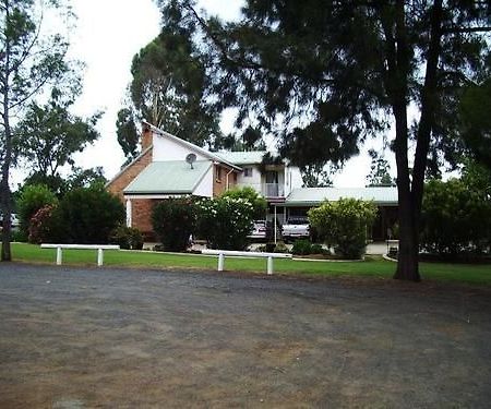 Park House Motor Inn Oakey Extérieur photo