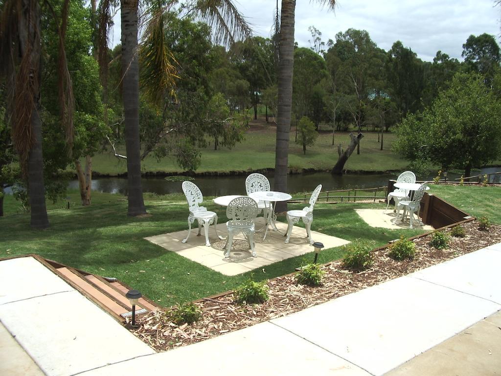 Park House Motor Inn Oakey Extérieur photo